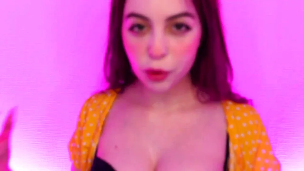 Valeria ASMR