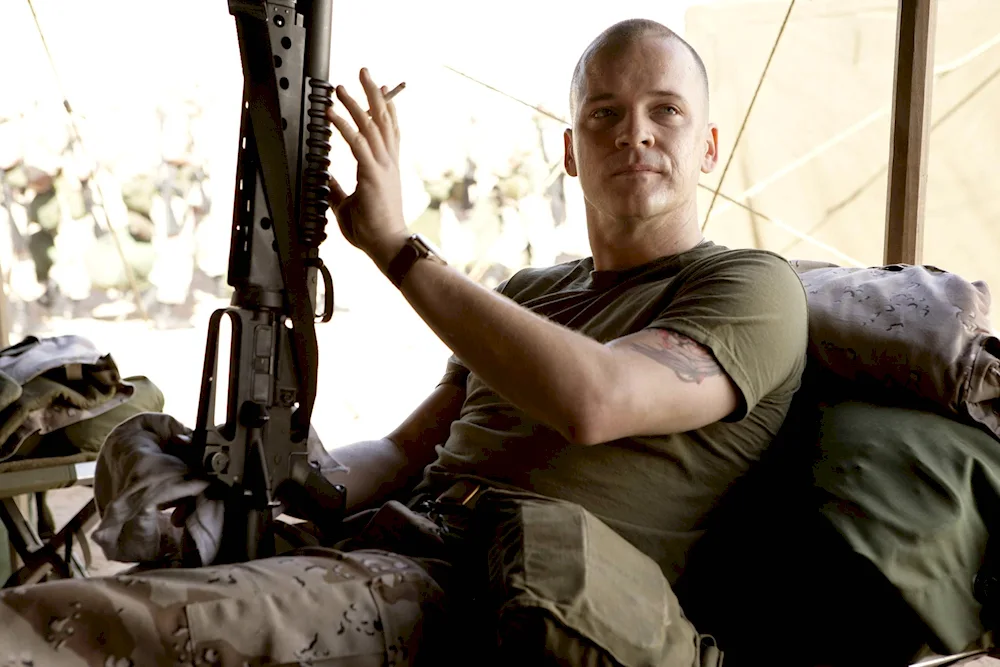 Marines 2005 Jake Gyllenhaal