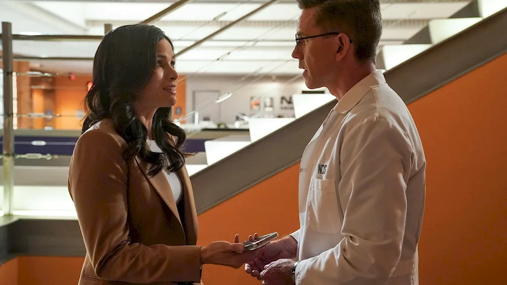 Morrison police. NCIS Special Victims Unit - Season 1 Episode 1