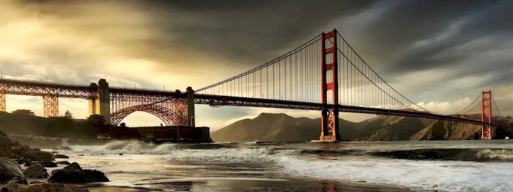 Golden Gate Bridge. San Francisco
