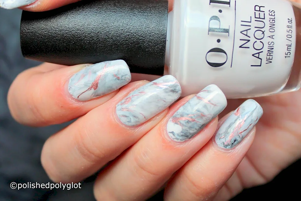Marble manicure 2022 almond marble