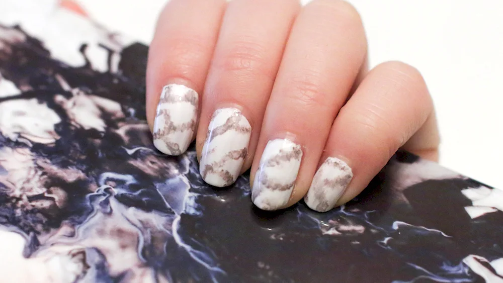 Marble nails
