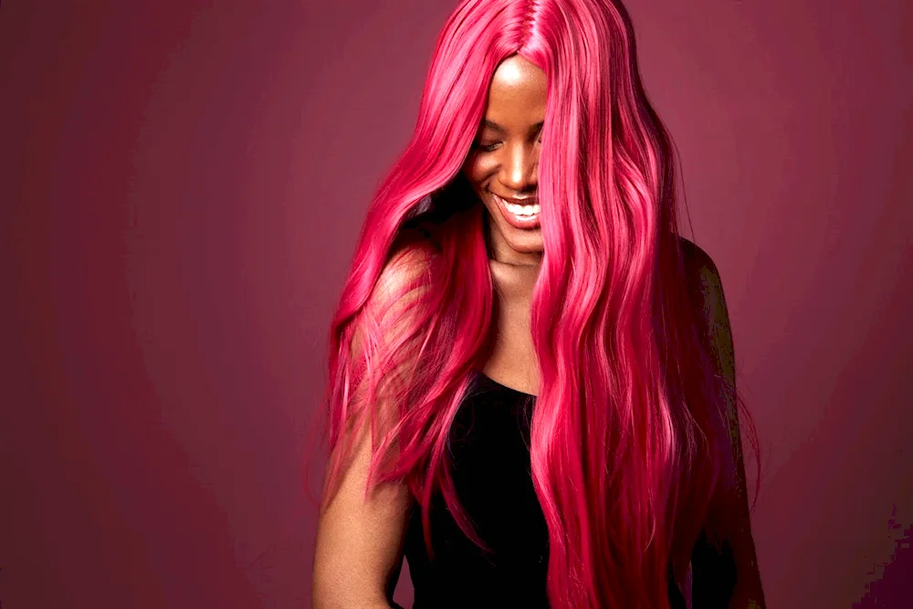 Mulatta with pink hair