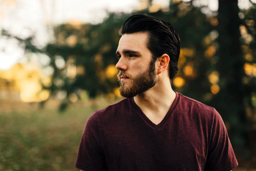 Beard haircut