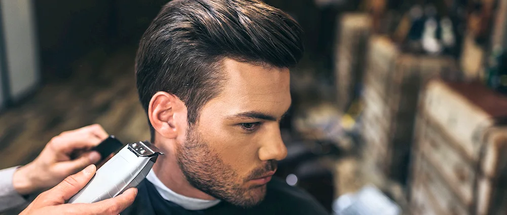 Men's haircuts in salon