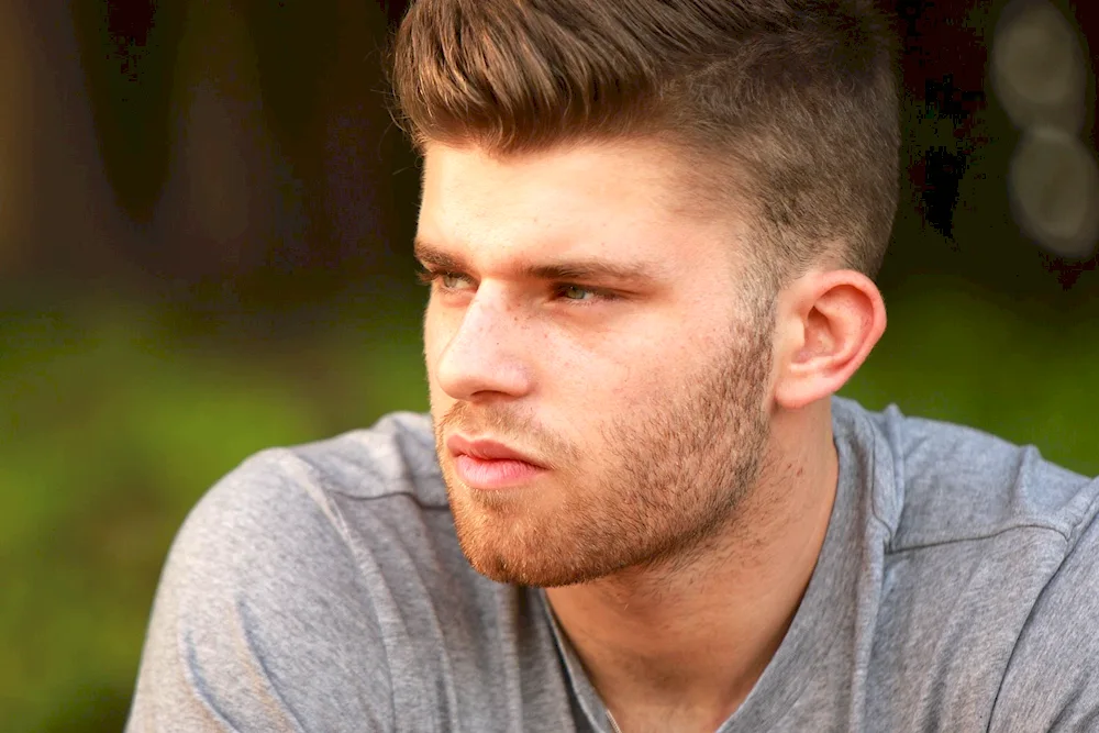 Men's hairstyles