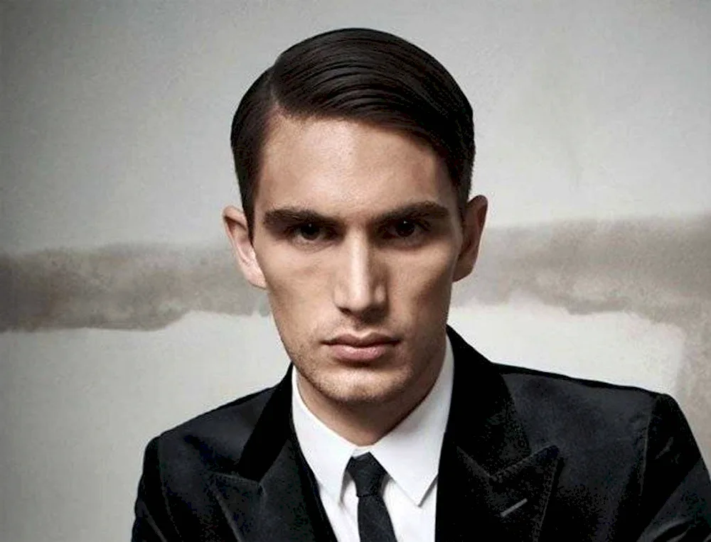 Men's hairstyles with side parting