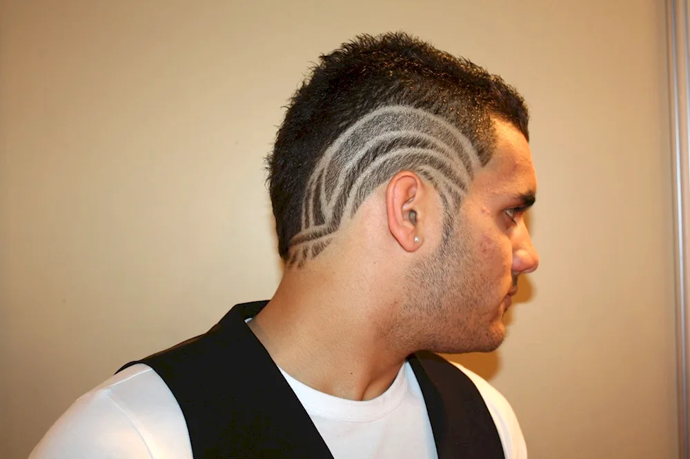 Men's hairstyles with patterns