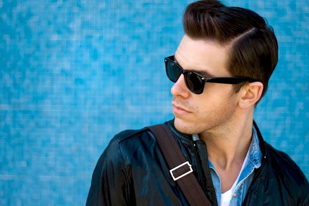 Men's haircuts 2022 Pompadour