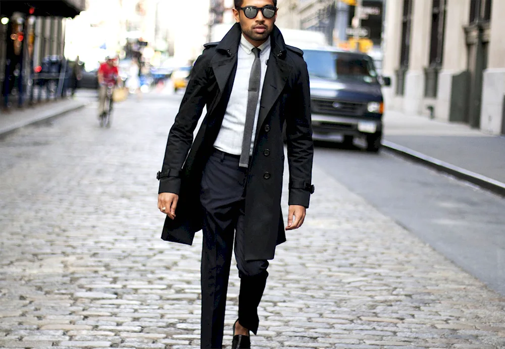 Men's trench coat street style