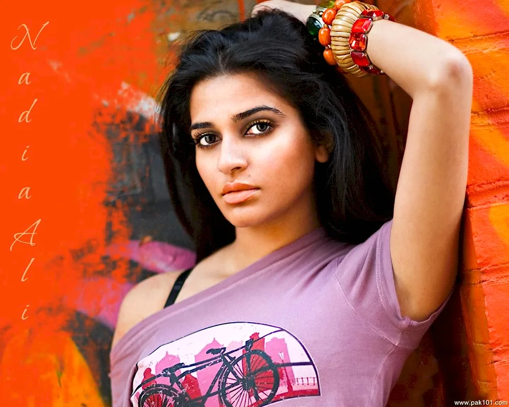 Nadia Ali