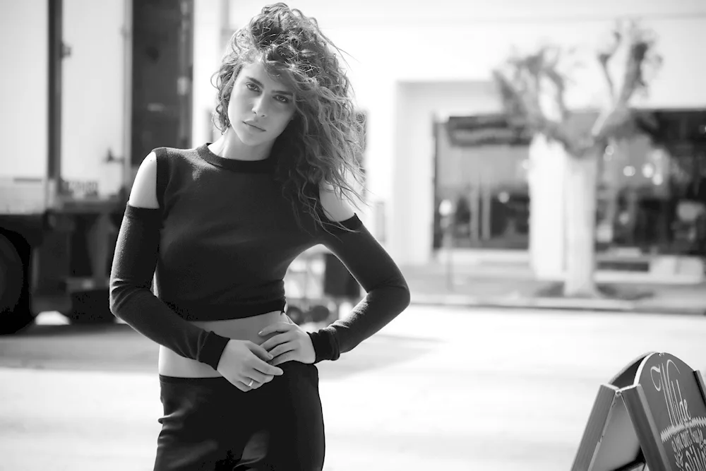 Nadia Hilker