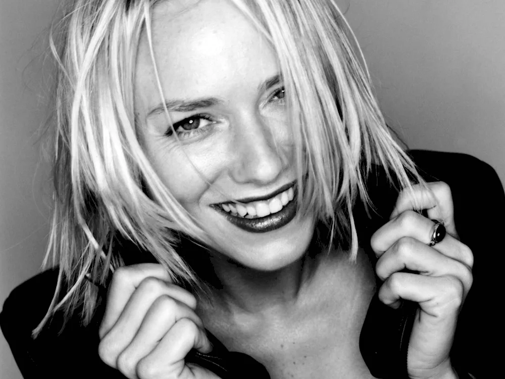 Naomi Watts.