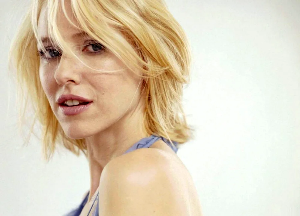 Naomi Watts 2022