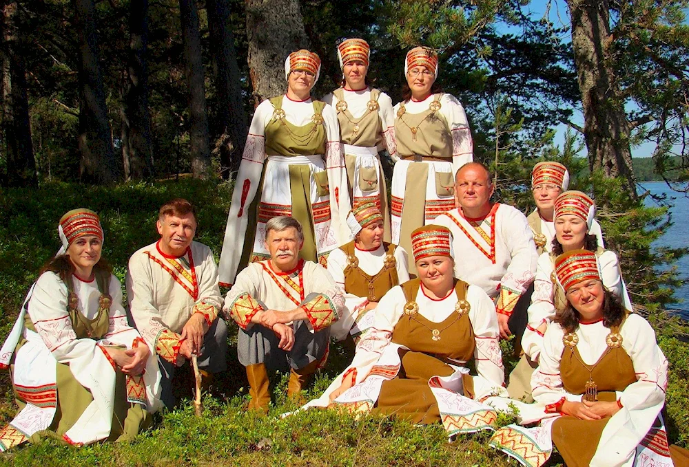 Karelian costume