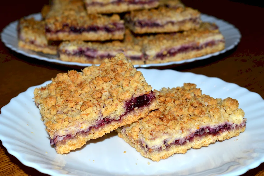 Tarted jam pie