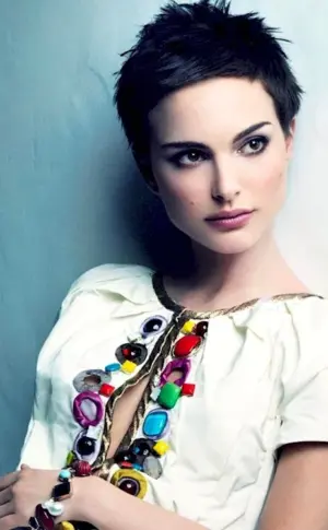 Natalie Portman short haircut