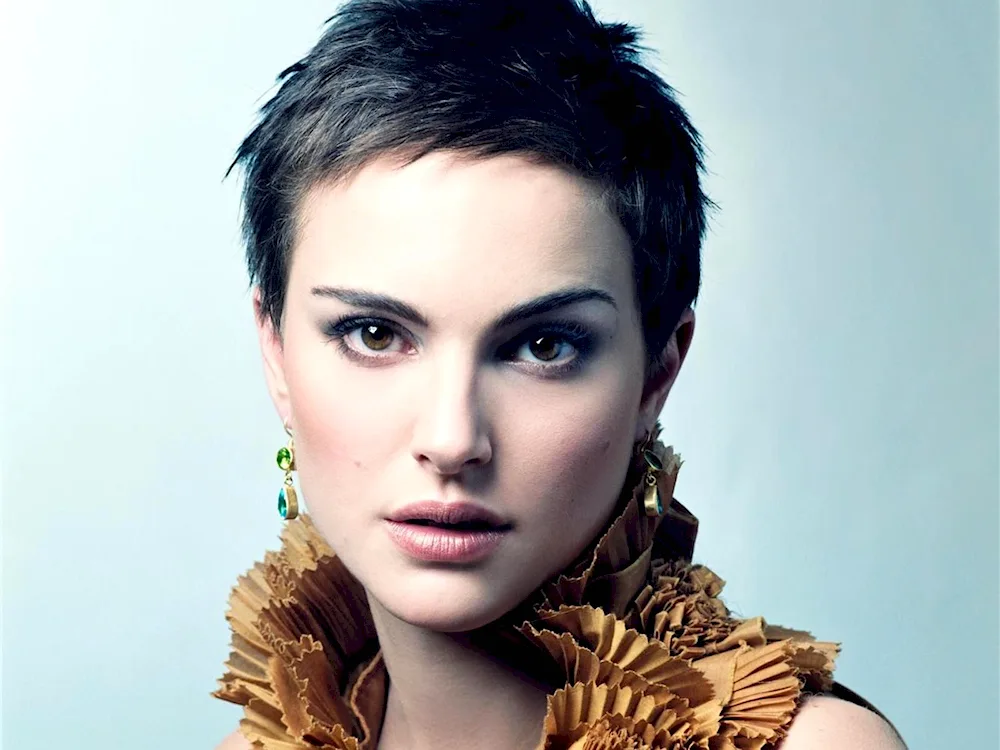 Natalie Portman with short haircut