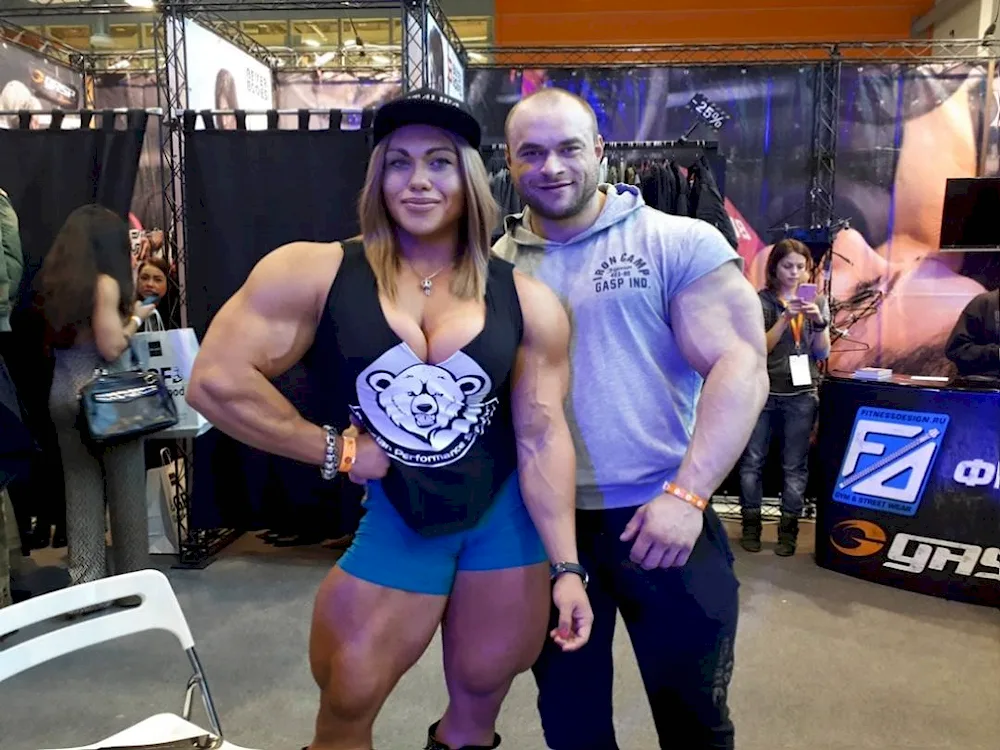 Bodybuilder Natalya Amazon