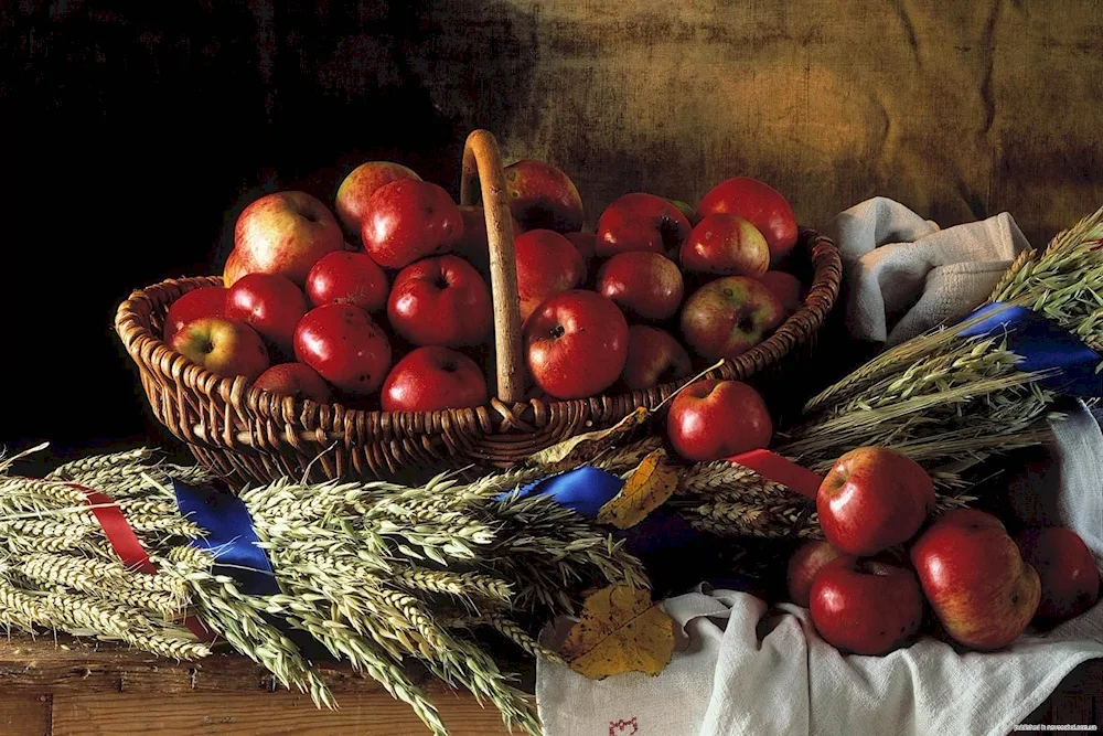 An apple basket