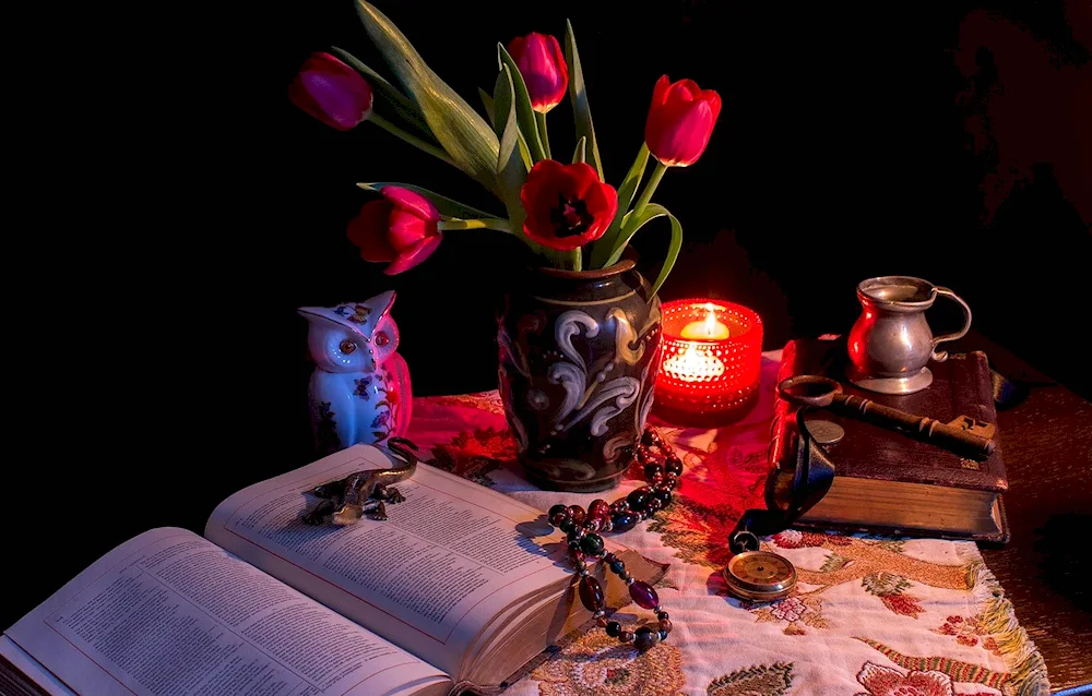 ’Still Life with Books‘