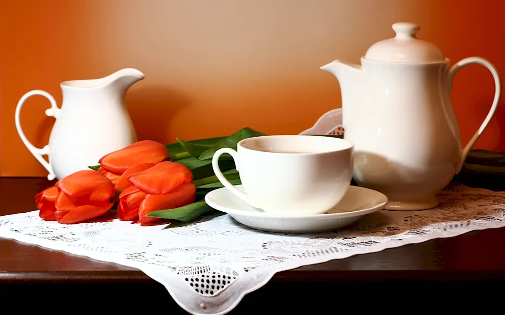 Kettle and cup