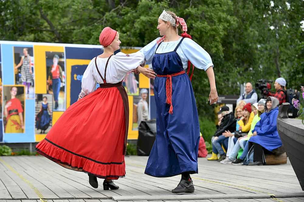 National costume of Karelia Vepsy