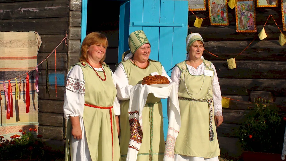 National folk costume of Karelians costume of Kareli