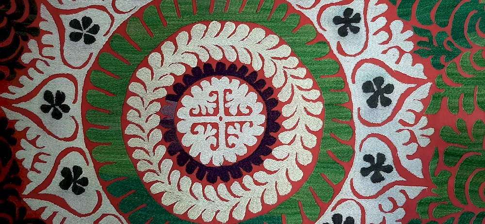 Vintage Uzbek Suzane