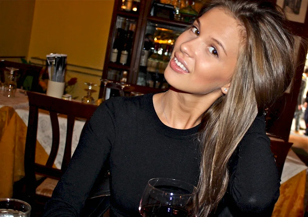 Natural blonde hair colour