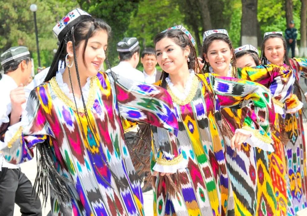 Uzbek girls
