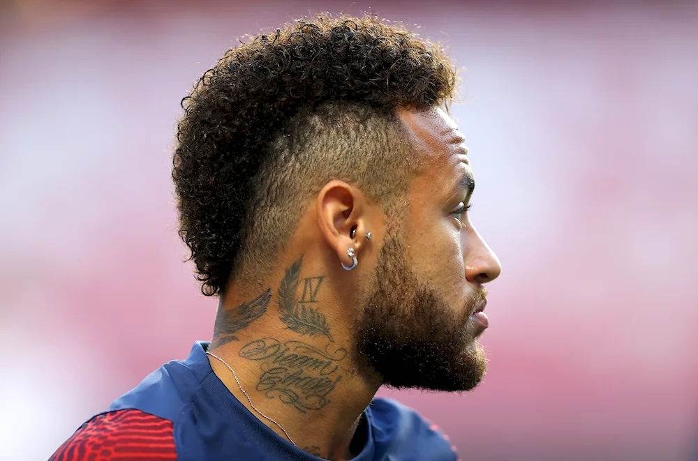 Stroke hairstyles on medium hair