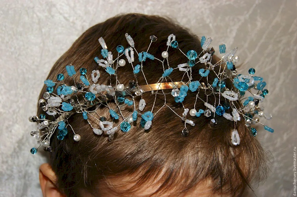 Rhinestone make-up