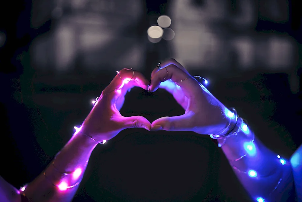 Neon hearts