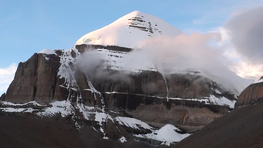 Unconquered Mountain in Tibet