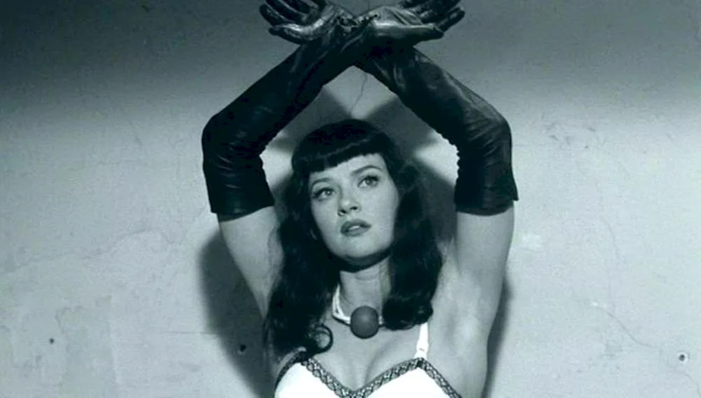 Indecent Betty Page 2005