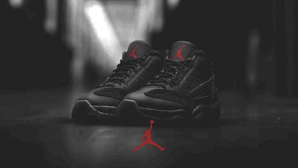 Nike Air Jordan 4