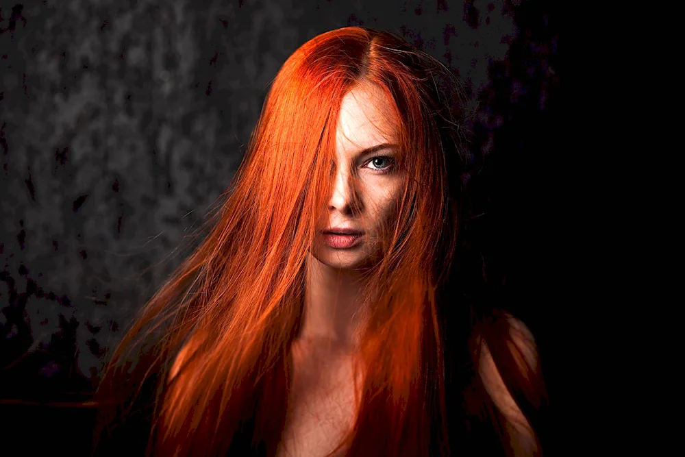 Nina Burns red hair