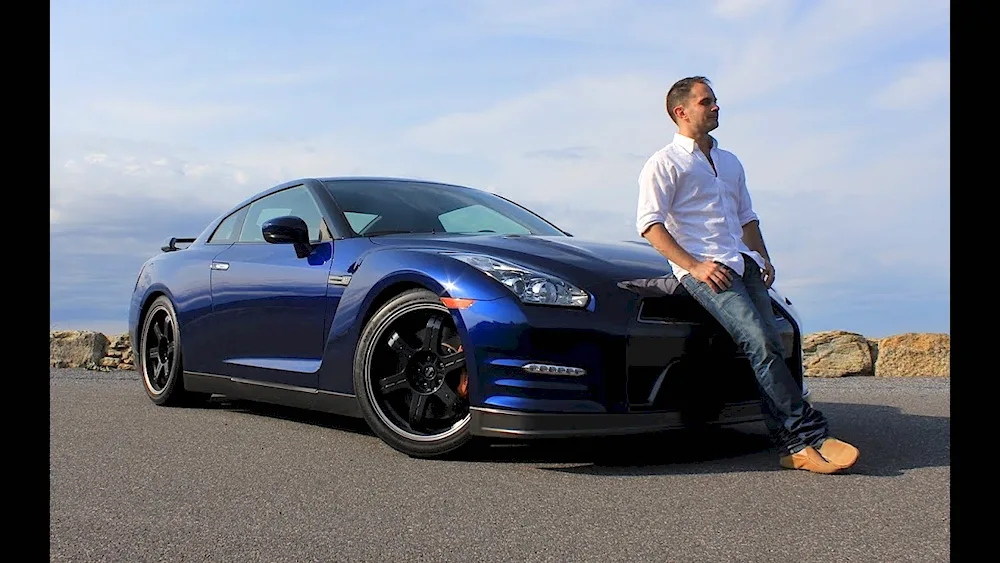 Nissan GTR r35 Black