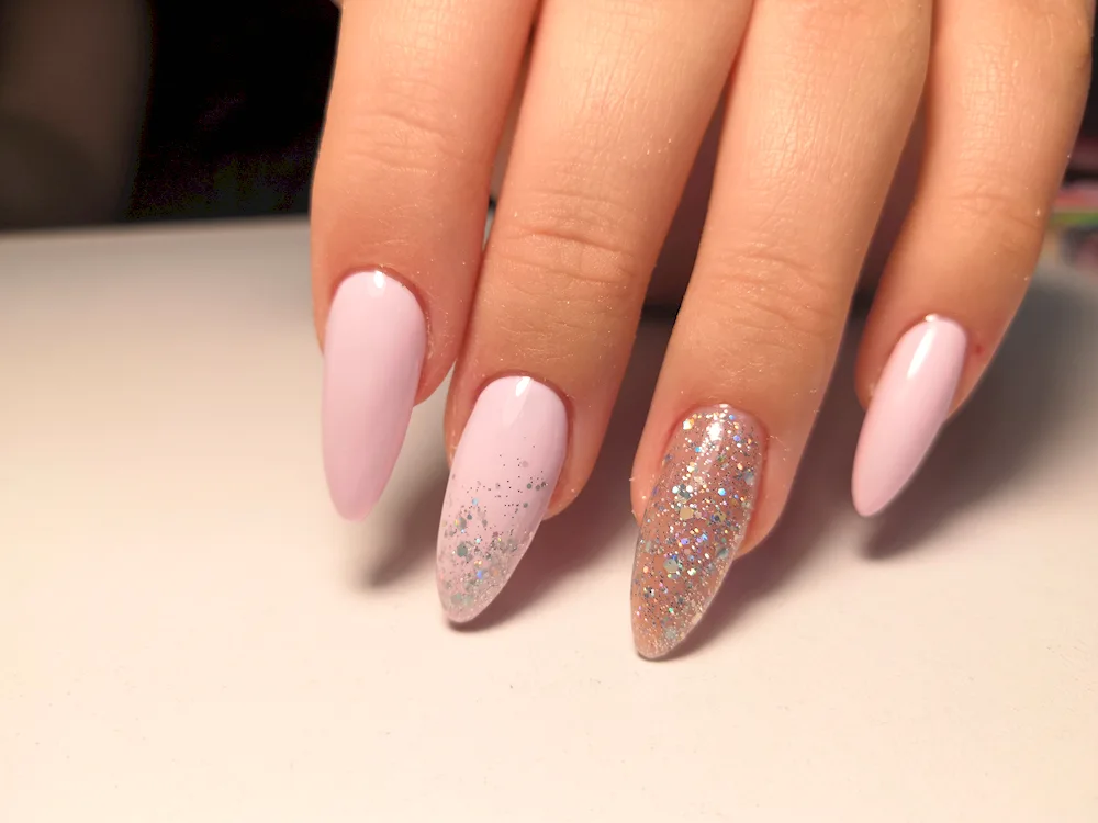 Brown manicure