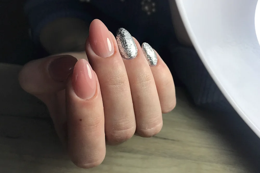 Nude manicure almond