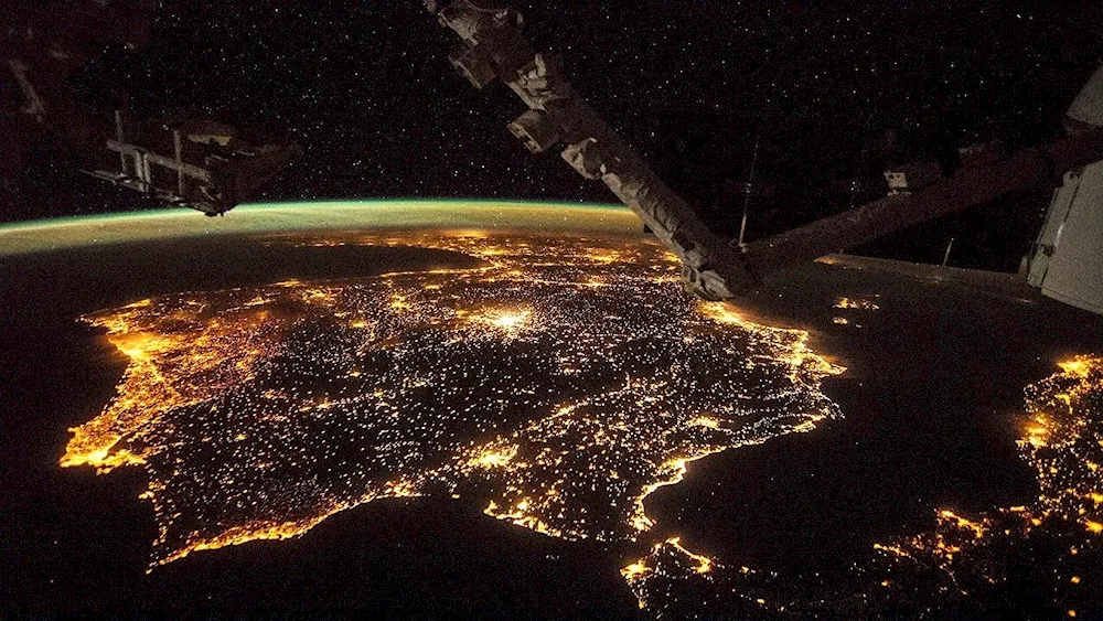 Tel Aviv from space at night