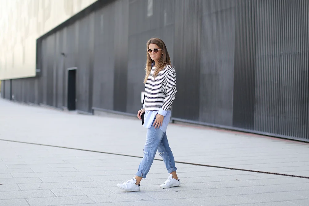 Looks with beige boots