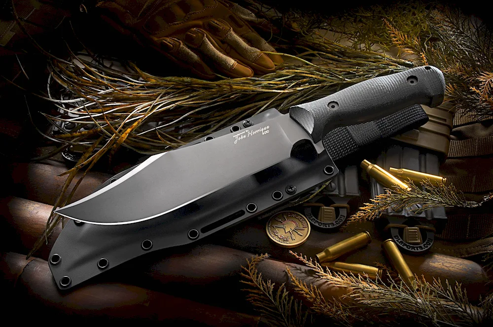 Dugger Knives