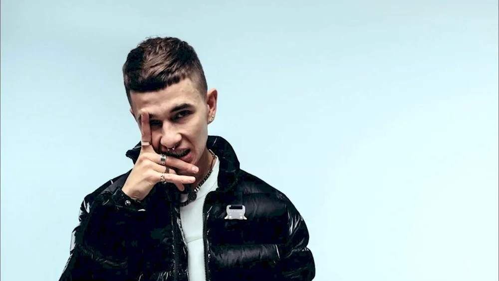 Platinum rapper
