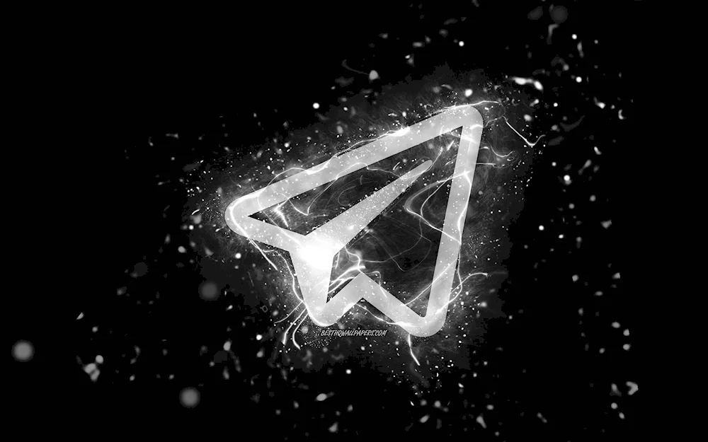Black and white wallpaper