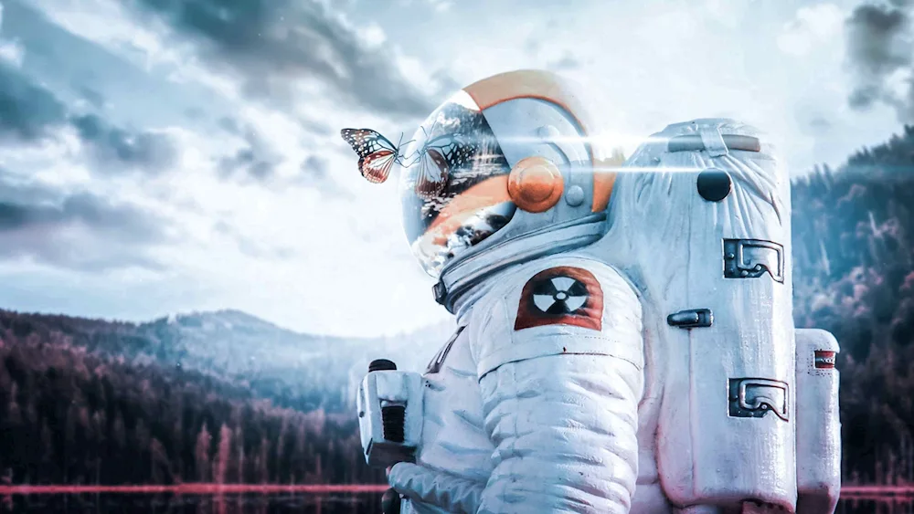 Wallpaper cosmonaut