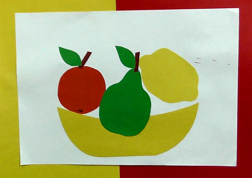 Fruit applique in the preparatory group