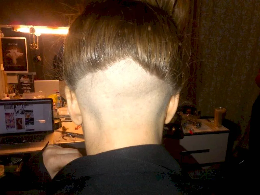 Fringe haircut men's