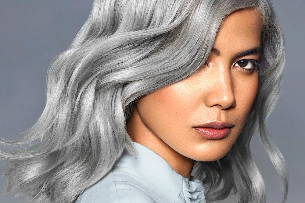 Colouring grey hair